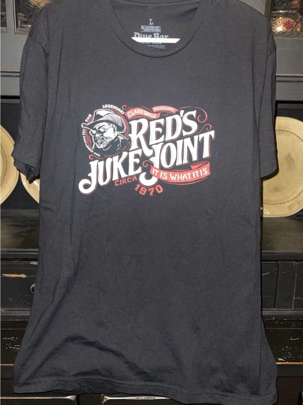 Dive Bar Shirt: Red’s Juke Joint ( L )
